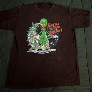Alien/Cannabis shirt size L